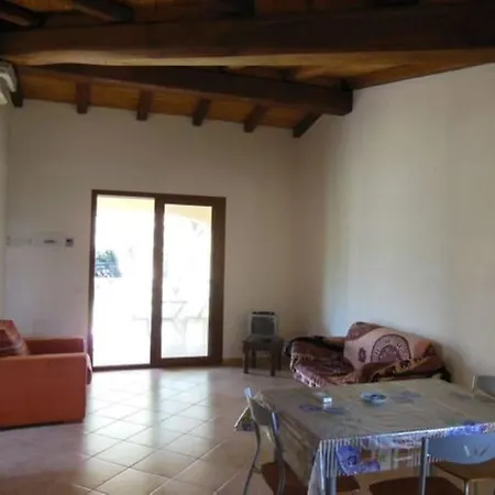 Appartement Rosa 2 *